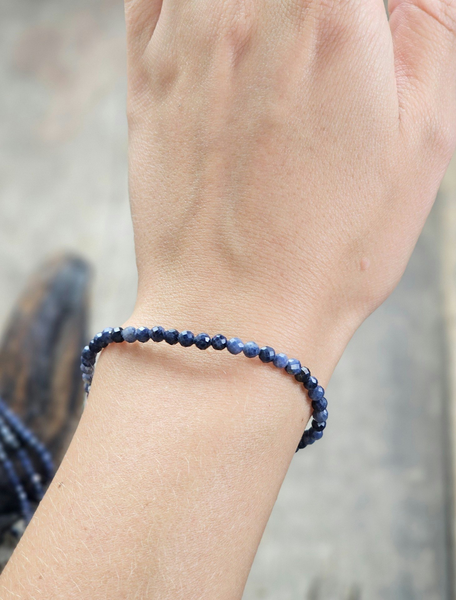 Safir, armband 4mm facetterade pärlor