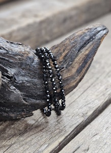 Svart Spinell, armband 4mm facetterade pärlor