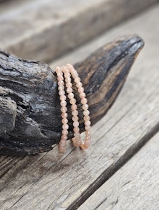 Persikomånsten, armband 4mm facetterade pärlor