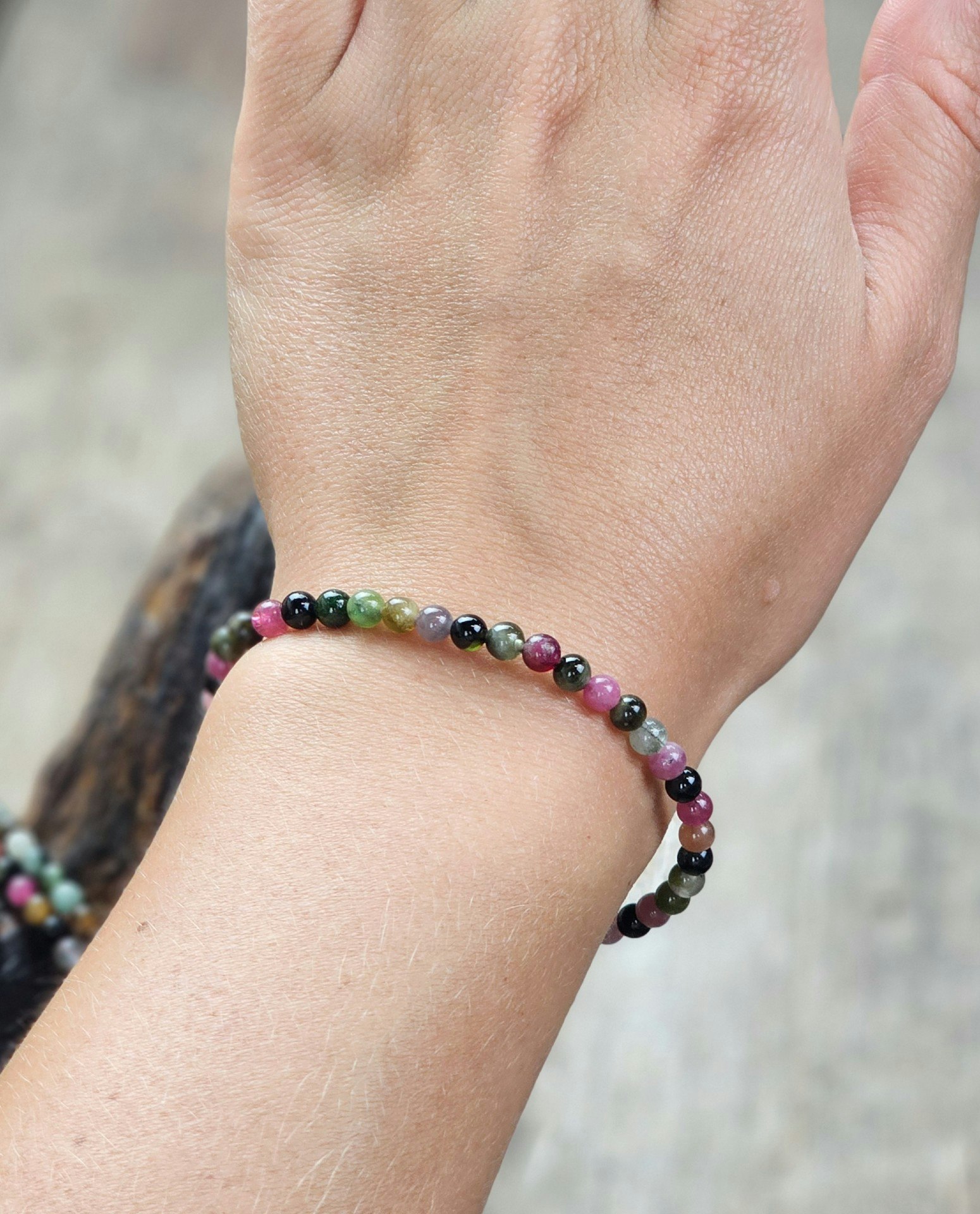 Vattenmelon Turmalin extra, armband 4mm runda pärlor