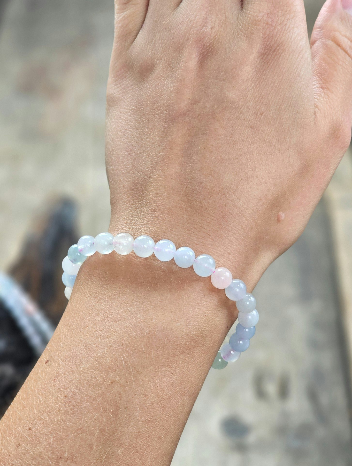 Morganit (Beryll mix), armband 6mm runda pärlor