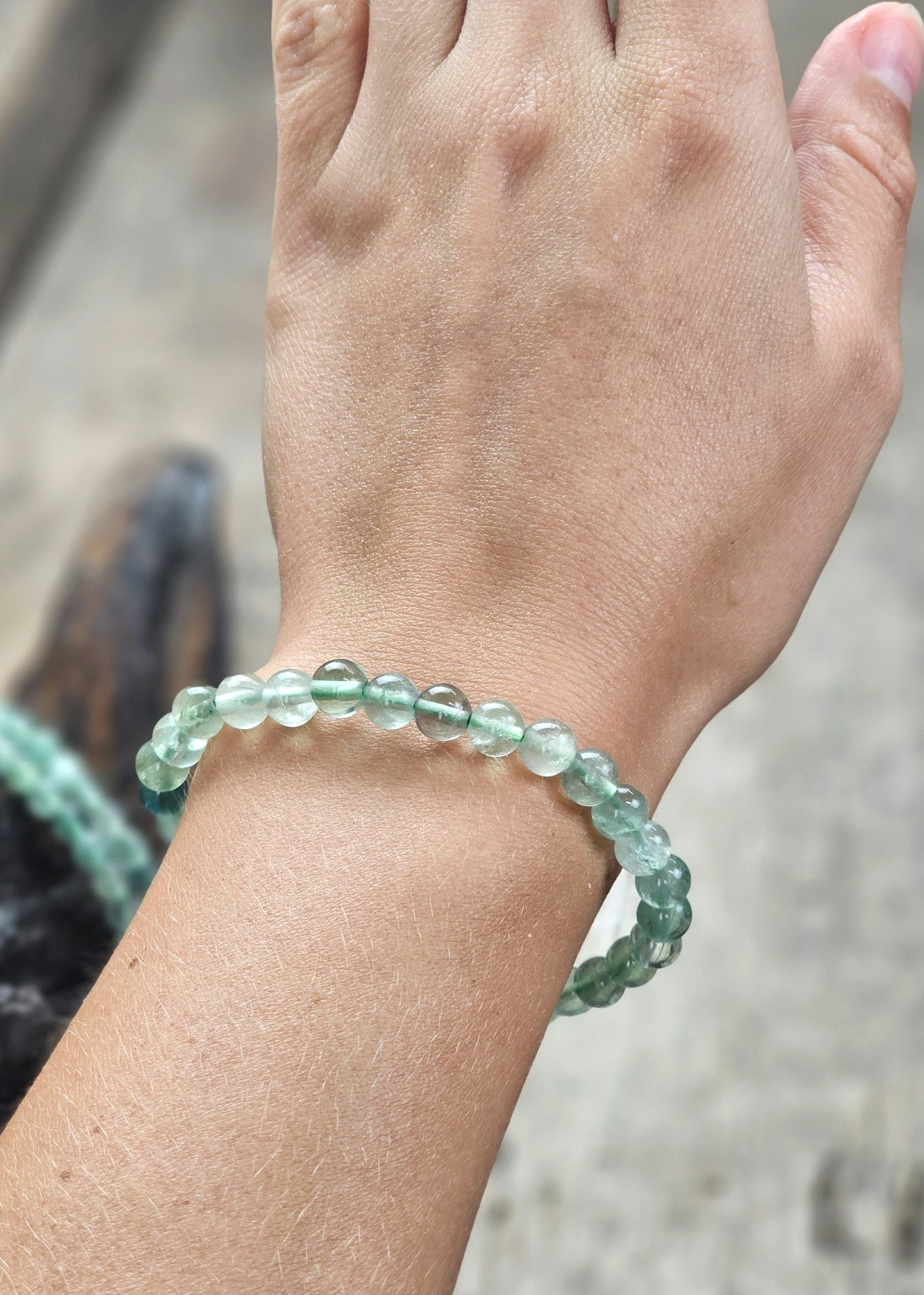 Grön Fluorit, armband 6mm runda pärlor