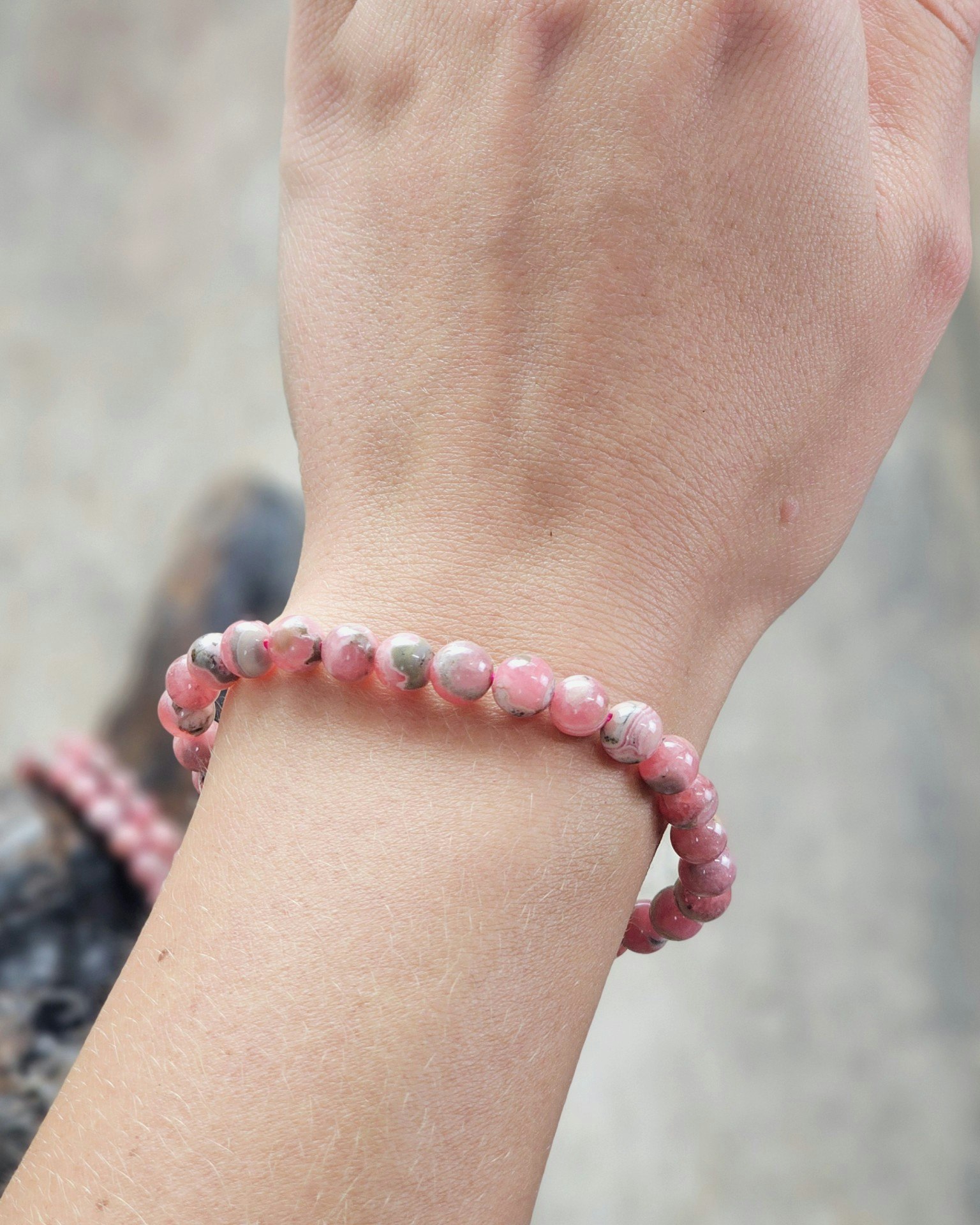 Rodokrosit extra, armband 6mm runda pärlor
