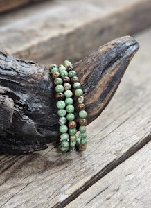 Grön Opal, armband 6mm runda pärlor