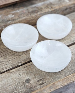 Vit Selenit, stor rund skål 12 cm