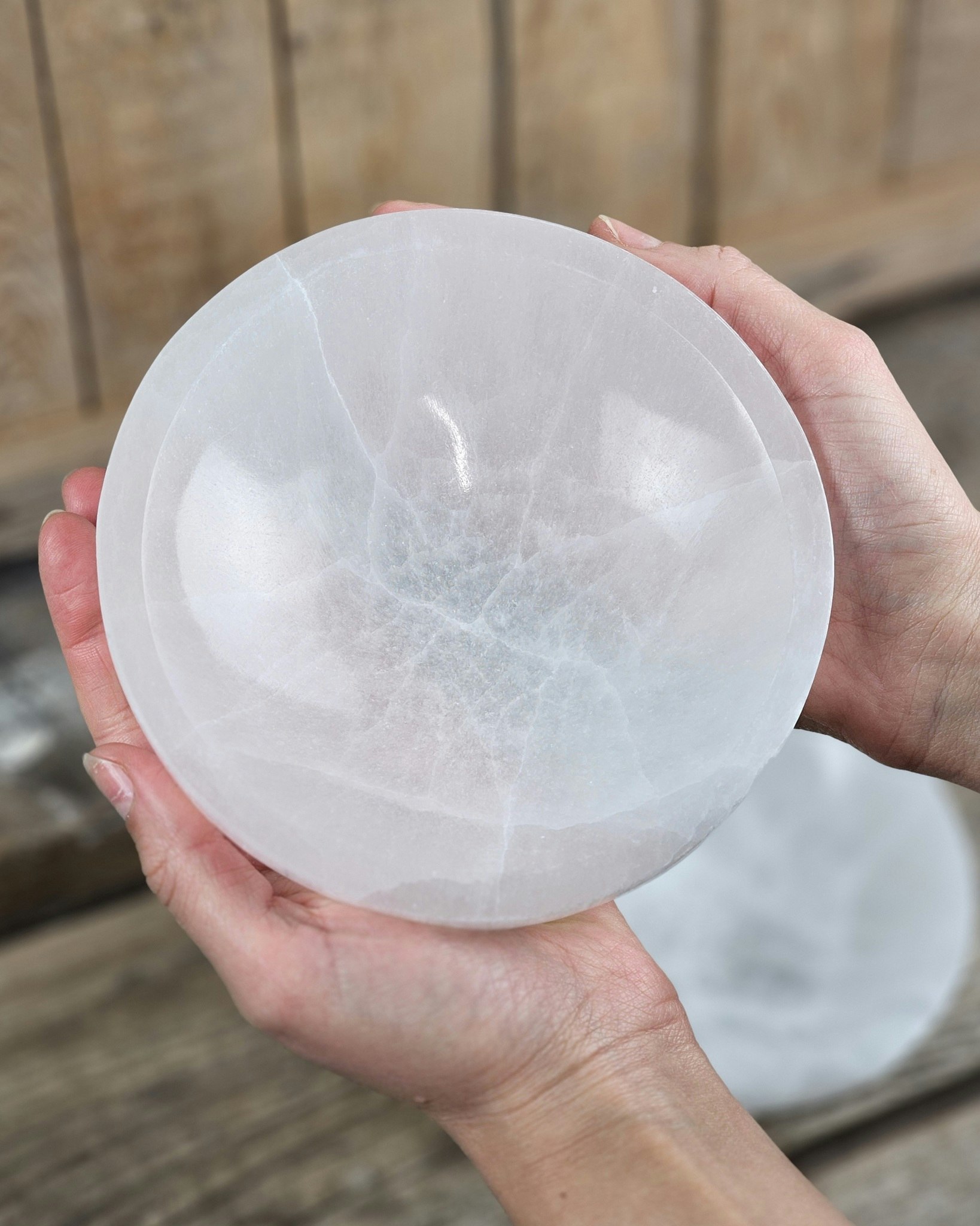 Vit Selenit, extra stor rund skål 15 cm