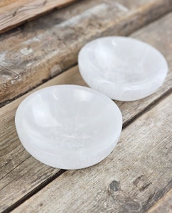 Vit Selenit, extra stor rund skål 15 cm