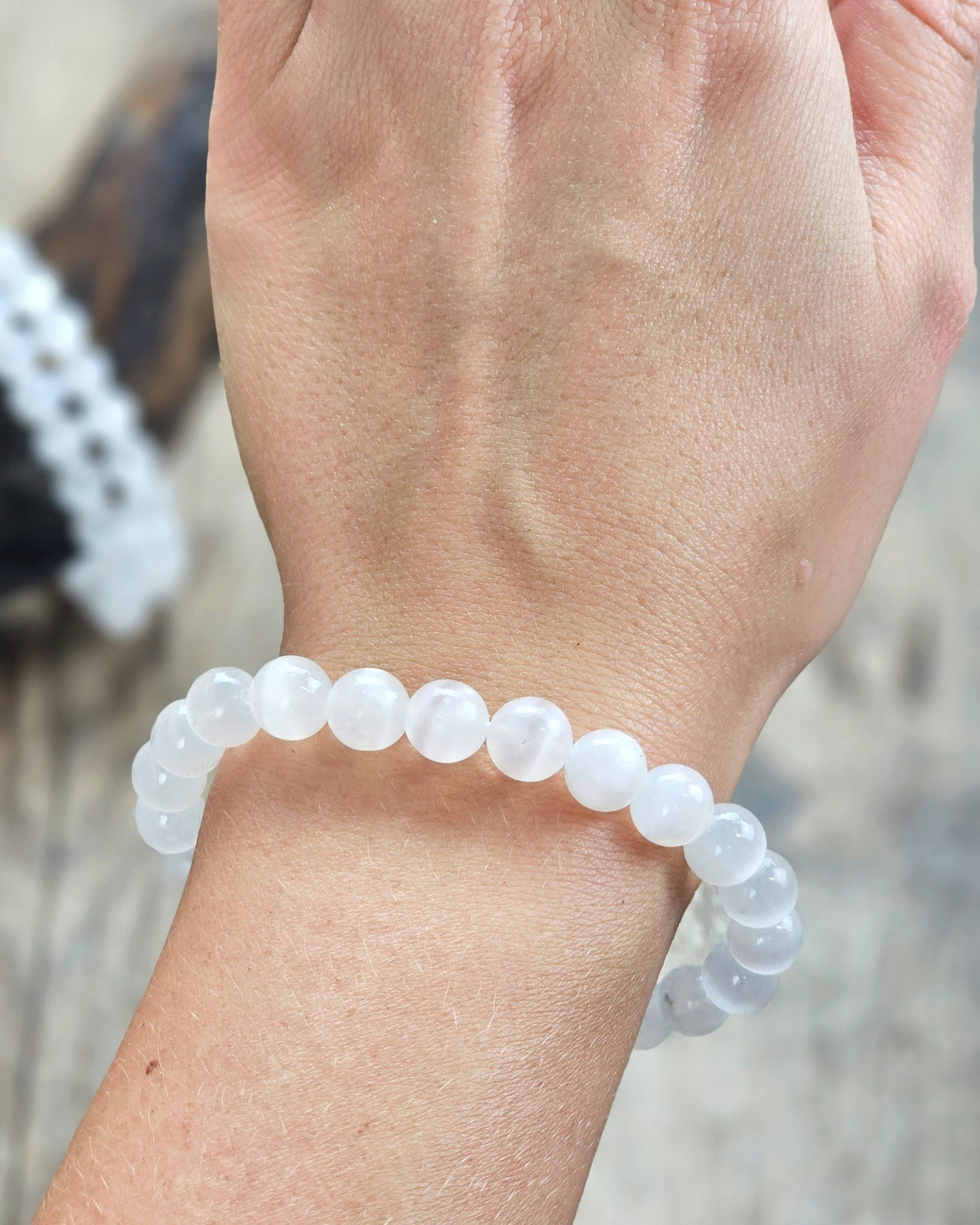 Selenit, armband 8mm runda pärlor