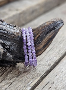 Lavendel Ametist, armband 6mm runda pärlor