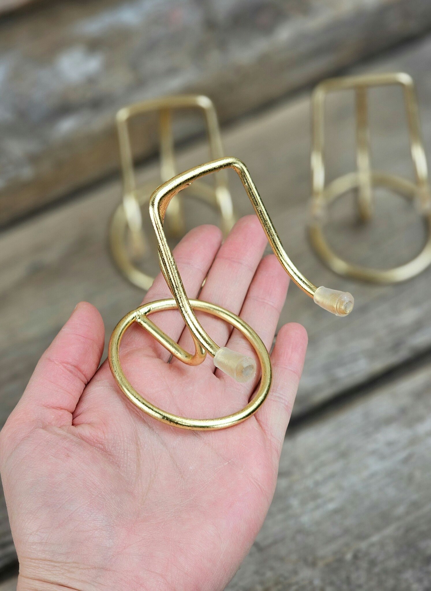 Metallställning för kristaller, guld