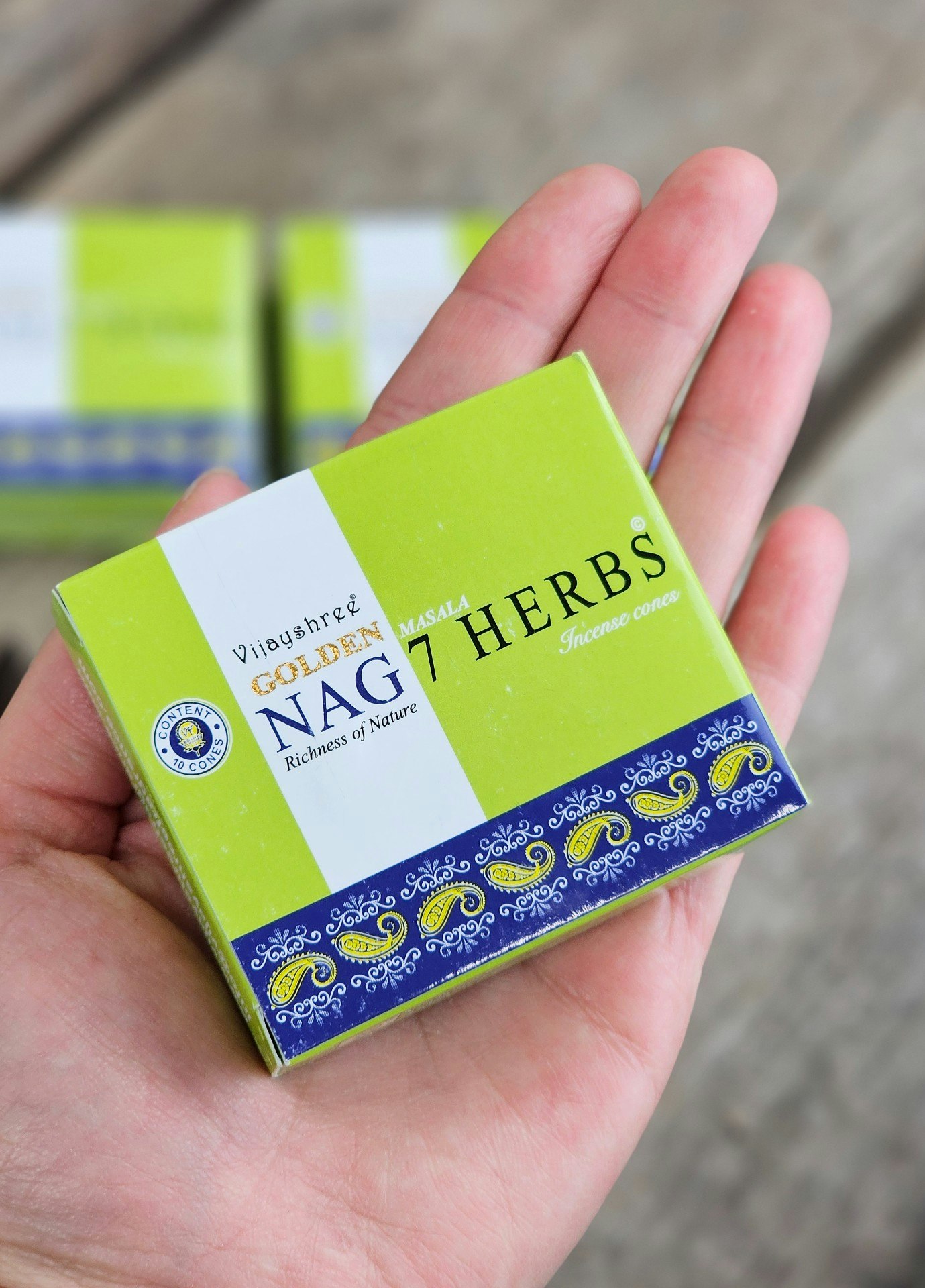 Vijayshree - Golden Nag 7 Herbs, rökelsekoner