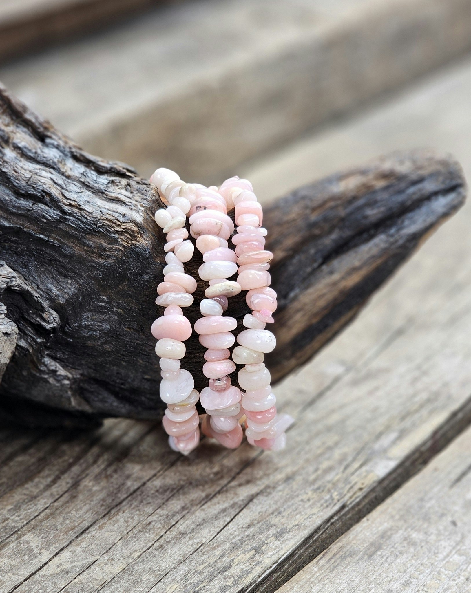 Rosa Opal, chipsarmband