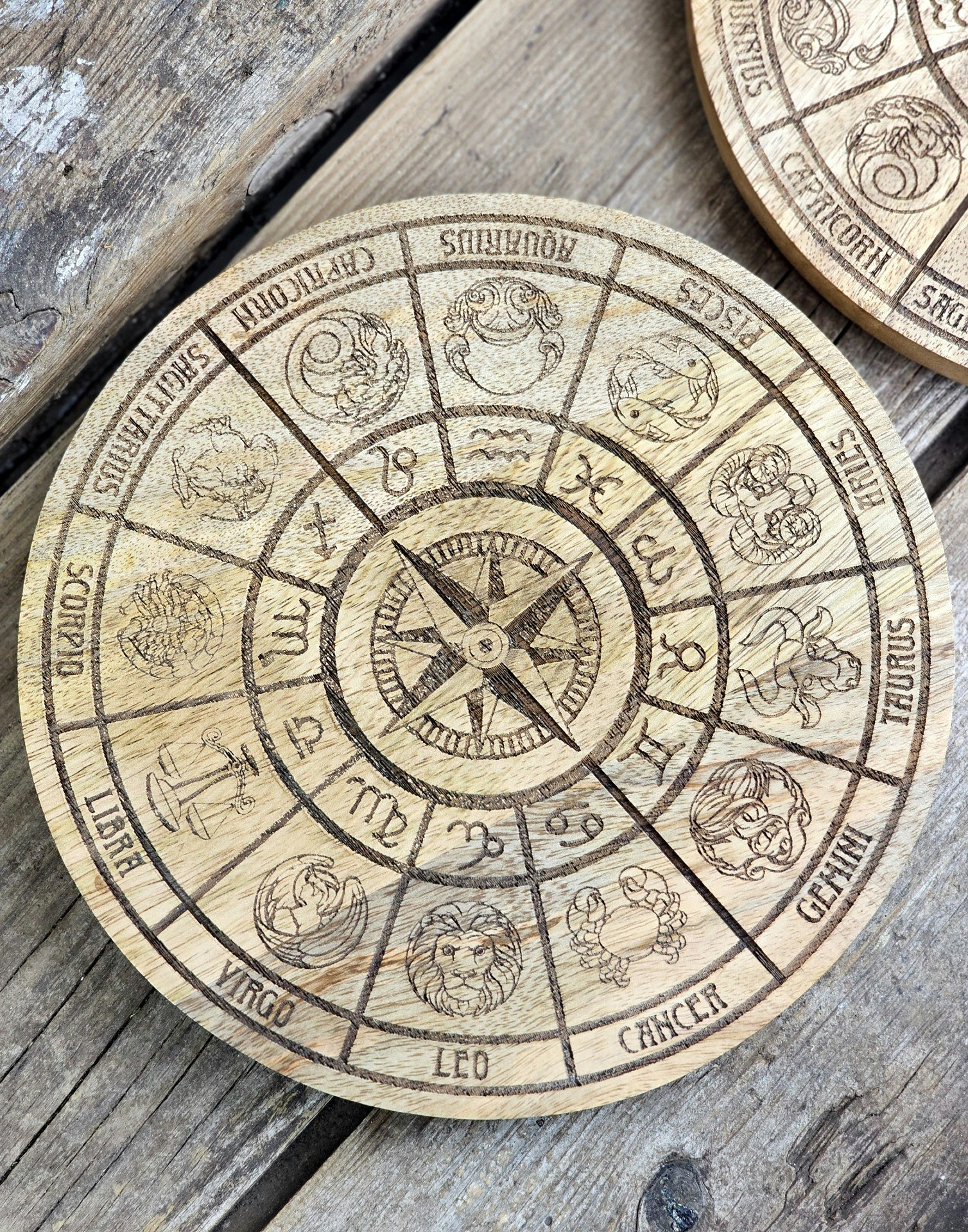 Pendelbräda med Zodiak Stjärntecken