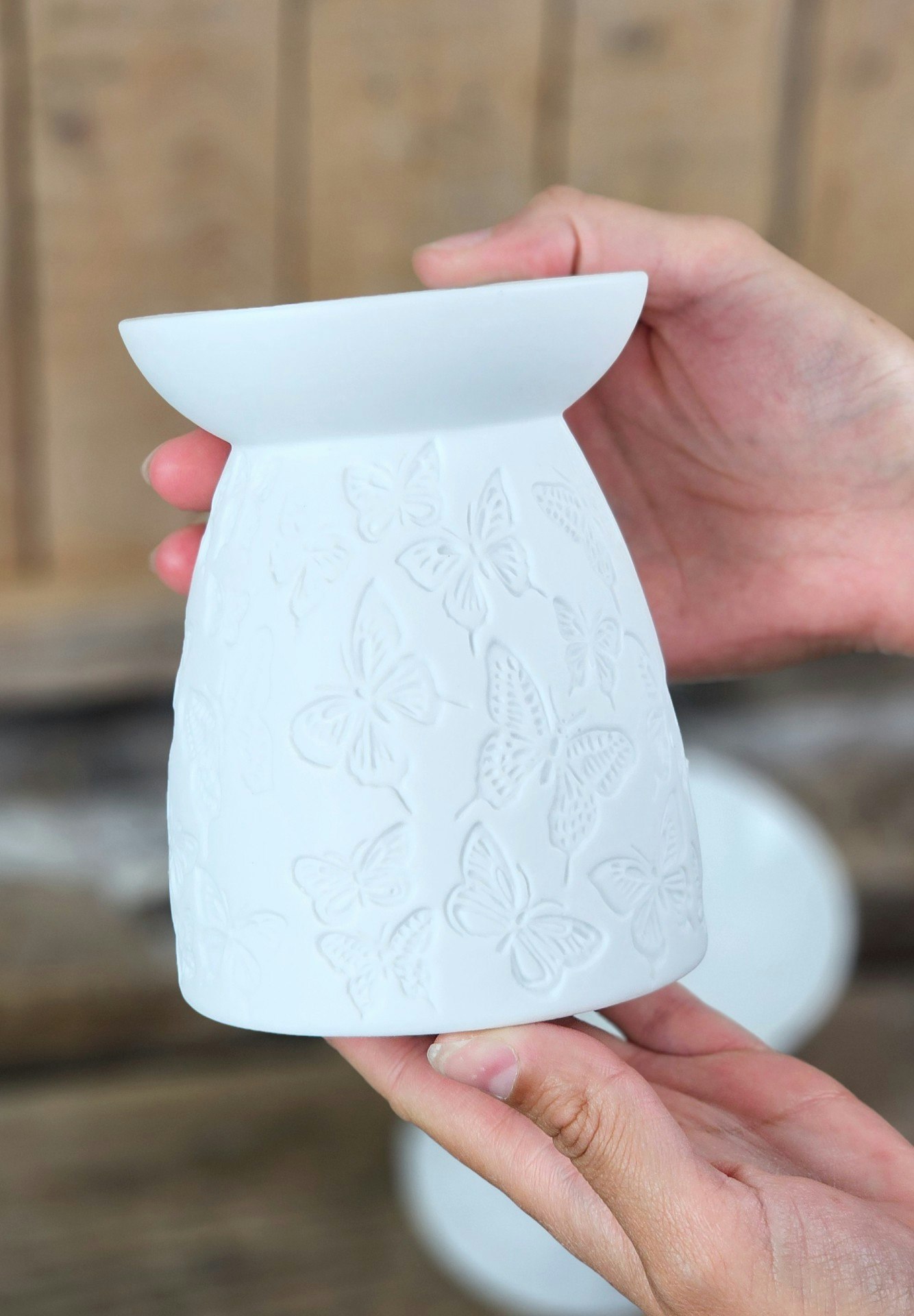 Aromalampa, diffuser vit keramik Fjärilar stor