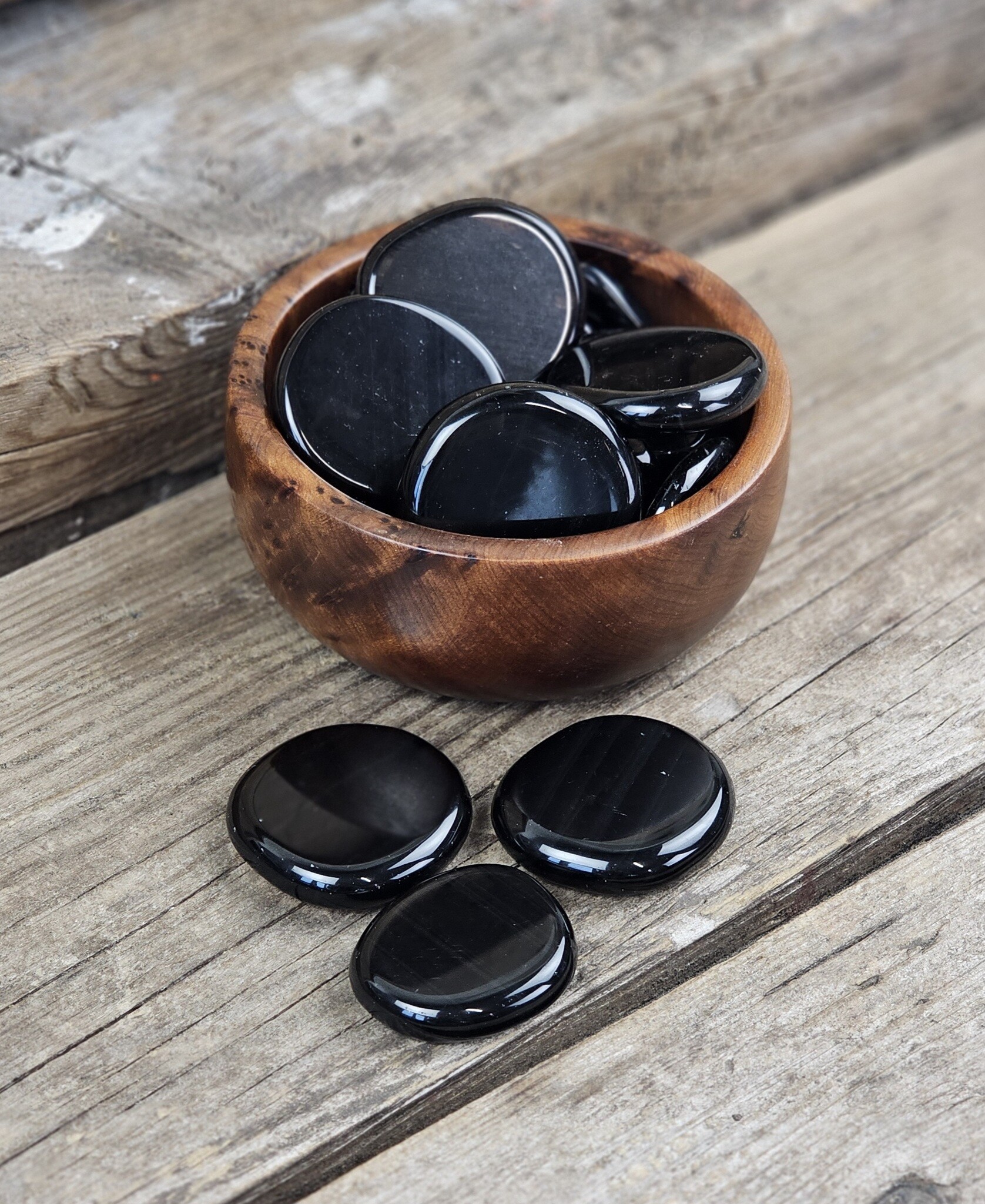Obsidian (transparent) polerade plattor, touchstones (per 250 gram)