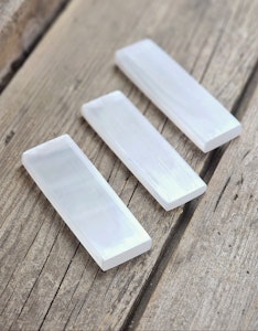 Vit Selenit, liten polerad laddningsplatta 10 cm