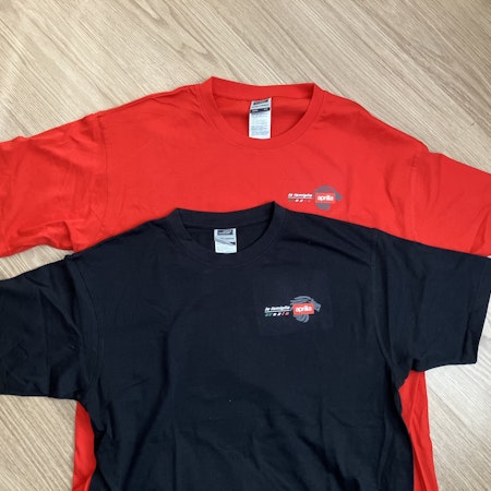 T-shirt Röd 2023