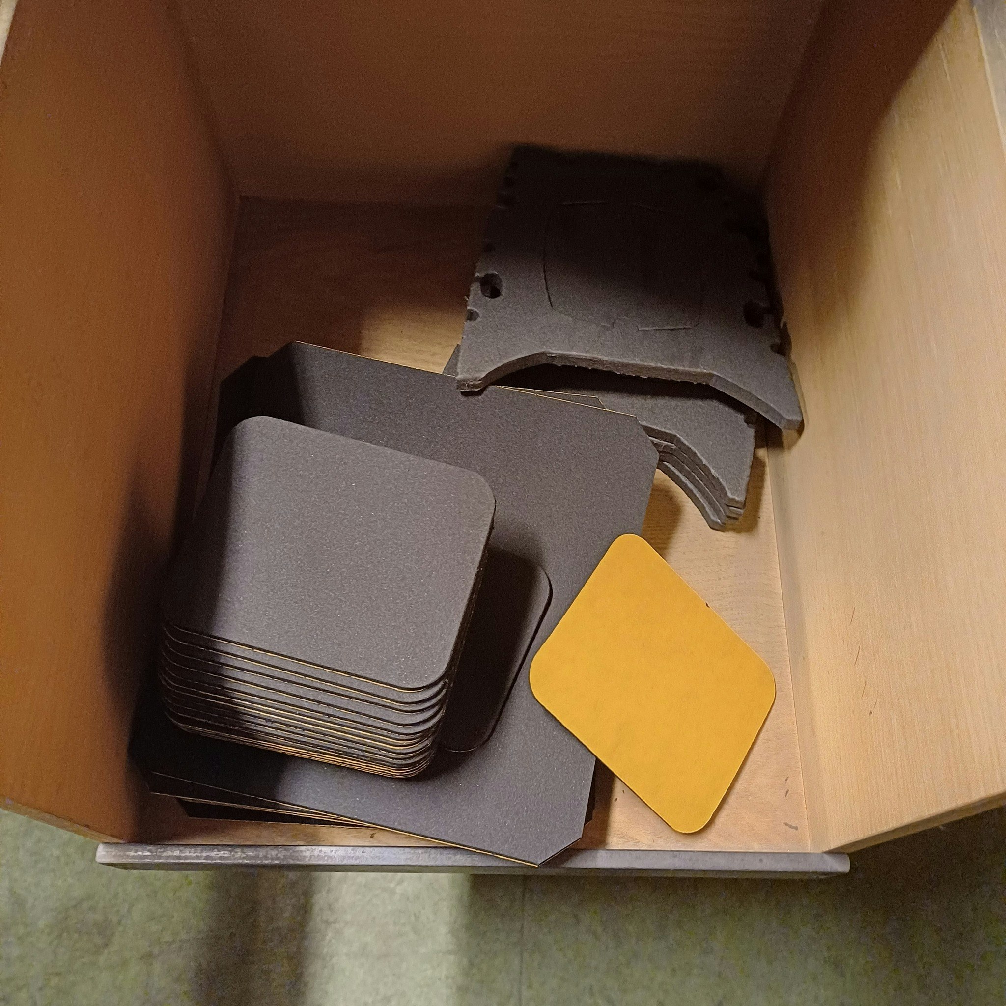 Ljudisolerings-Mystery Box – Proffsspill för kreativa projekt!