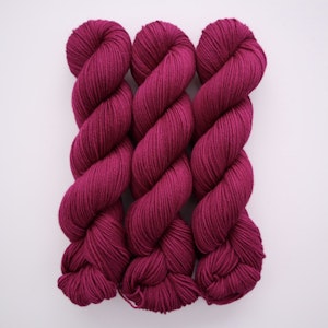 BFL DK Superwash "Magenta"