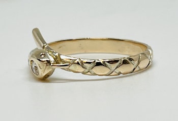 Ring i äkta 8karat guld