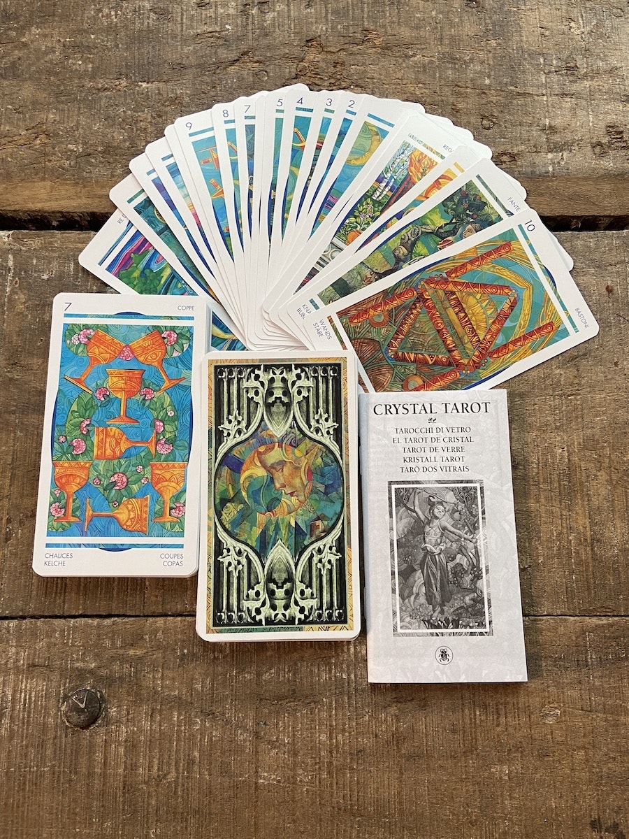 Crystal Tarot (Tarot)