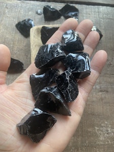 Obsidian Rå