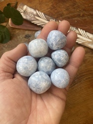 Kalcit blå (Cuddle stone), trumlad