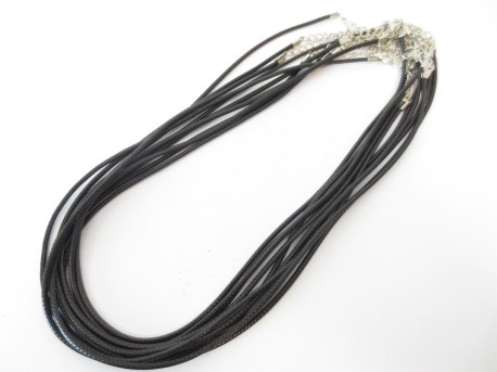 Läderhalsband med spänne (Svart)