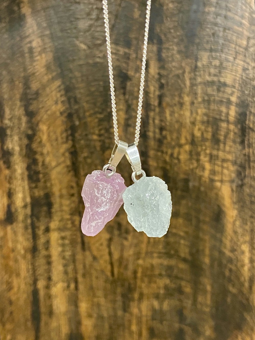 Pink and Blue: Set med hängen i rå Kunzit och Akvamarin
