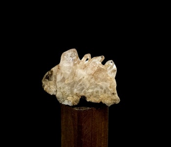 Kluster Hematoid Bergkristall (röd golden healer)
