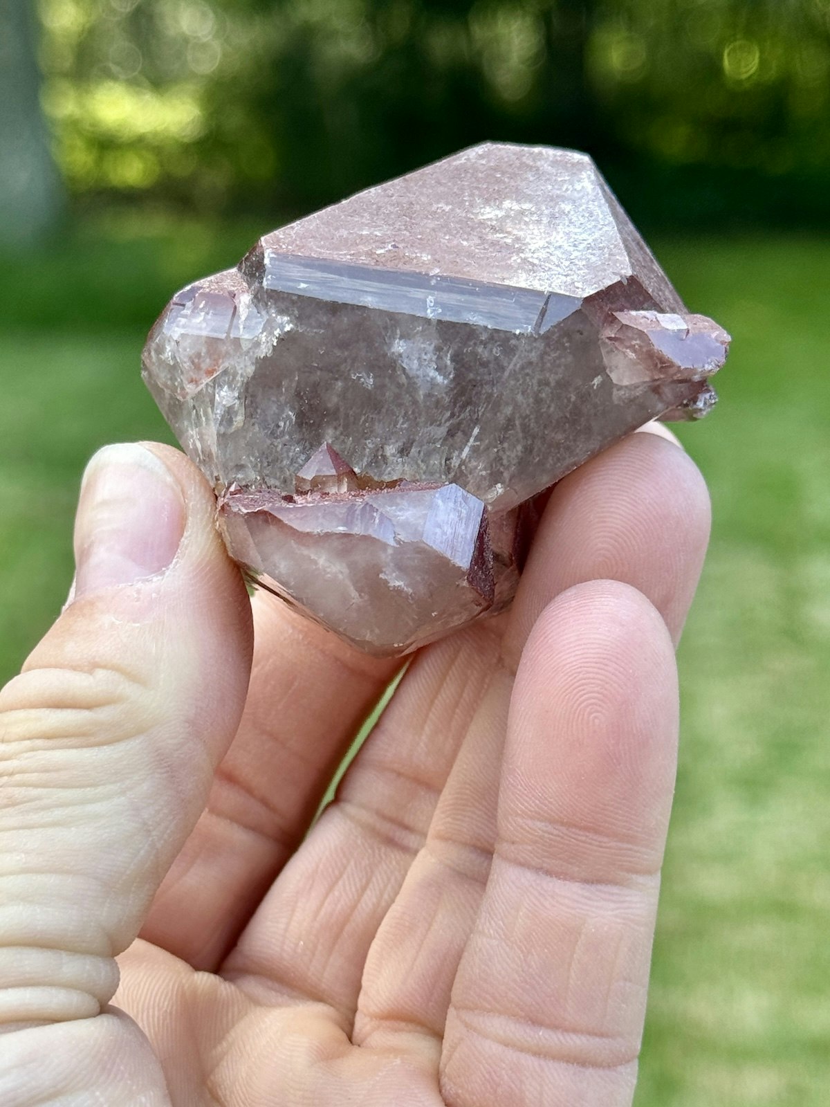 Spets Hematoid Bergkristall (röd golden healer)
