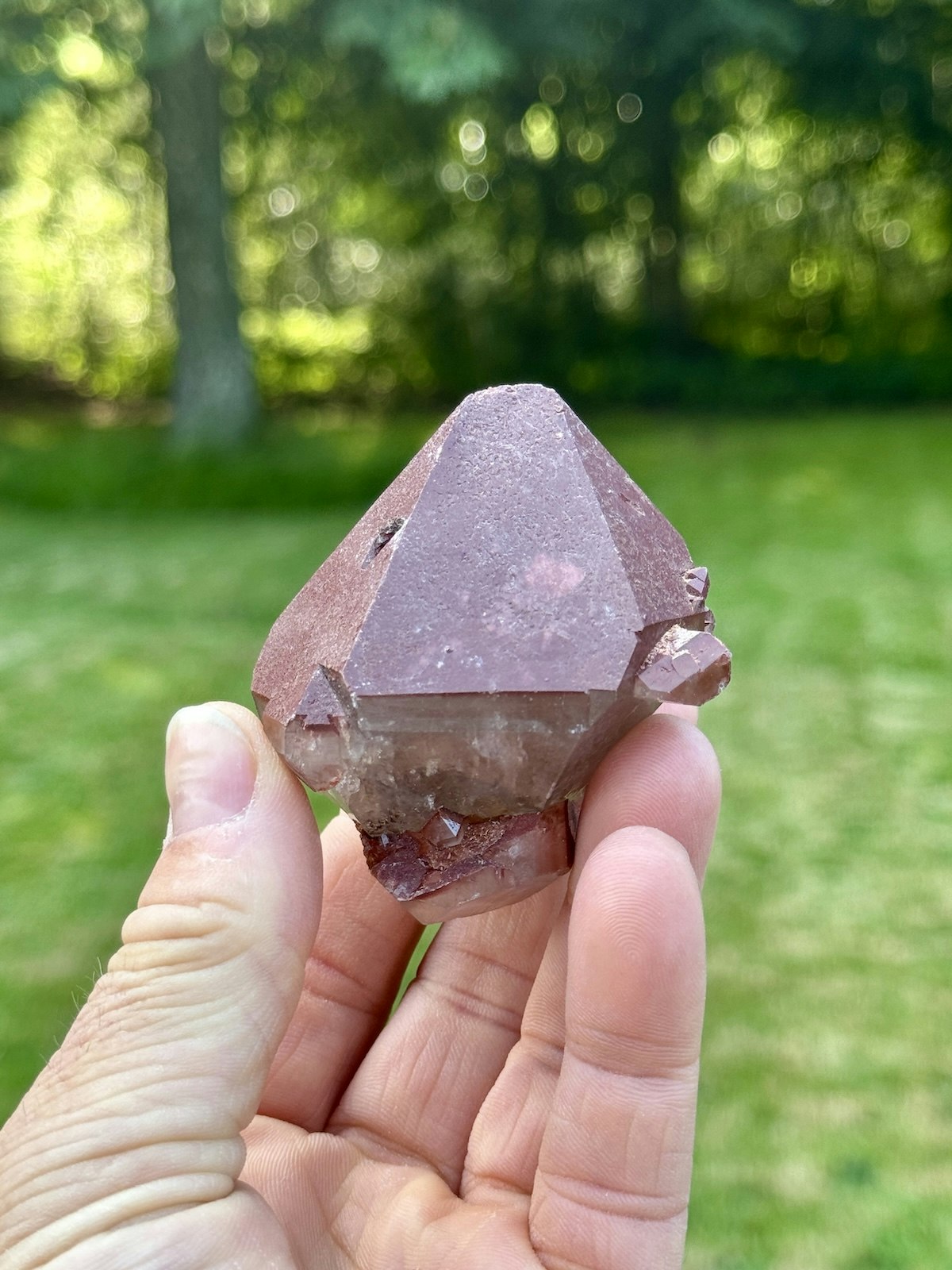 Spets Hematoid Bergkristall (röd golden healer)