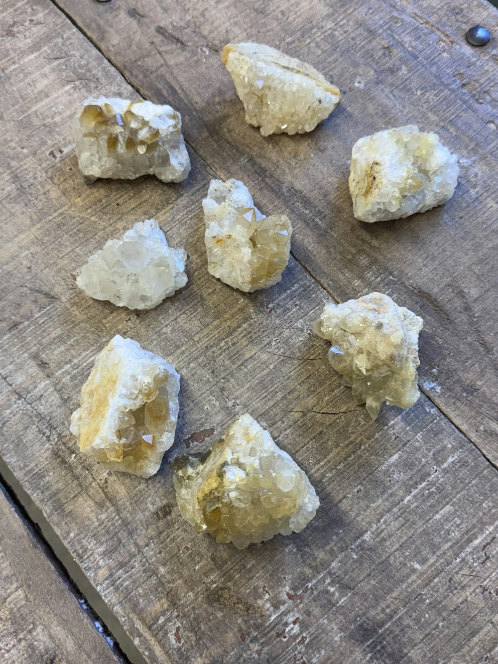 Kluster Golden Healer (Limonite) AA-kvalitet