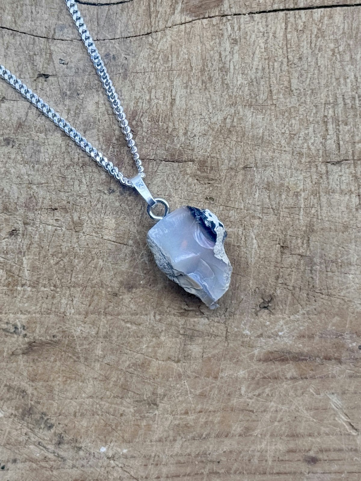 Kristallhänge Welo opal, Rå (silver)