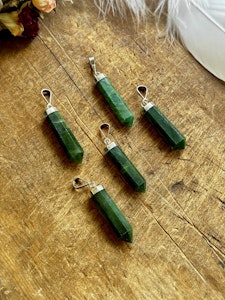 Kristallhänge Nefrit Jade (Silver