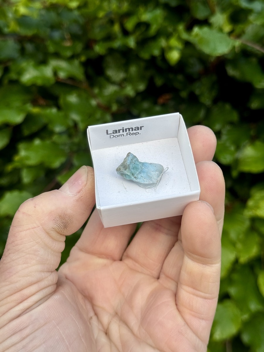 Larimar, rå AAA-kvalitet