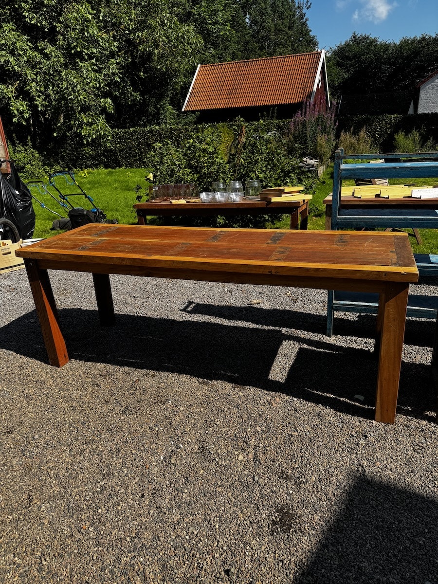 Matsalsbord Massivt & Rustikt *NYPRIS 12500 kr*