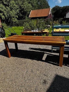 Matsalsbord Massivt & Rustikt *NYPRIS 12500 kr*