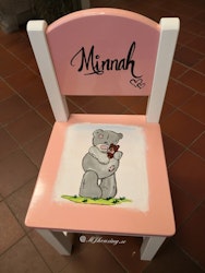 Handmålad Barnstol med 1 figur - MJhousing