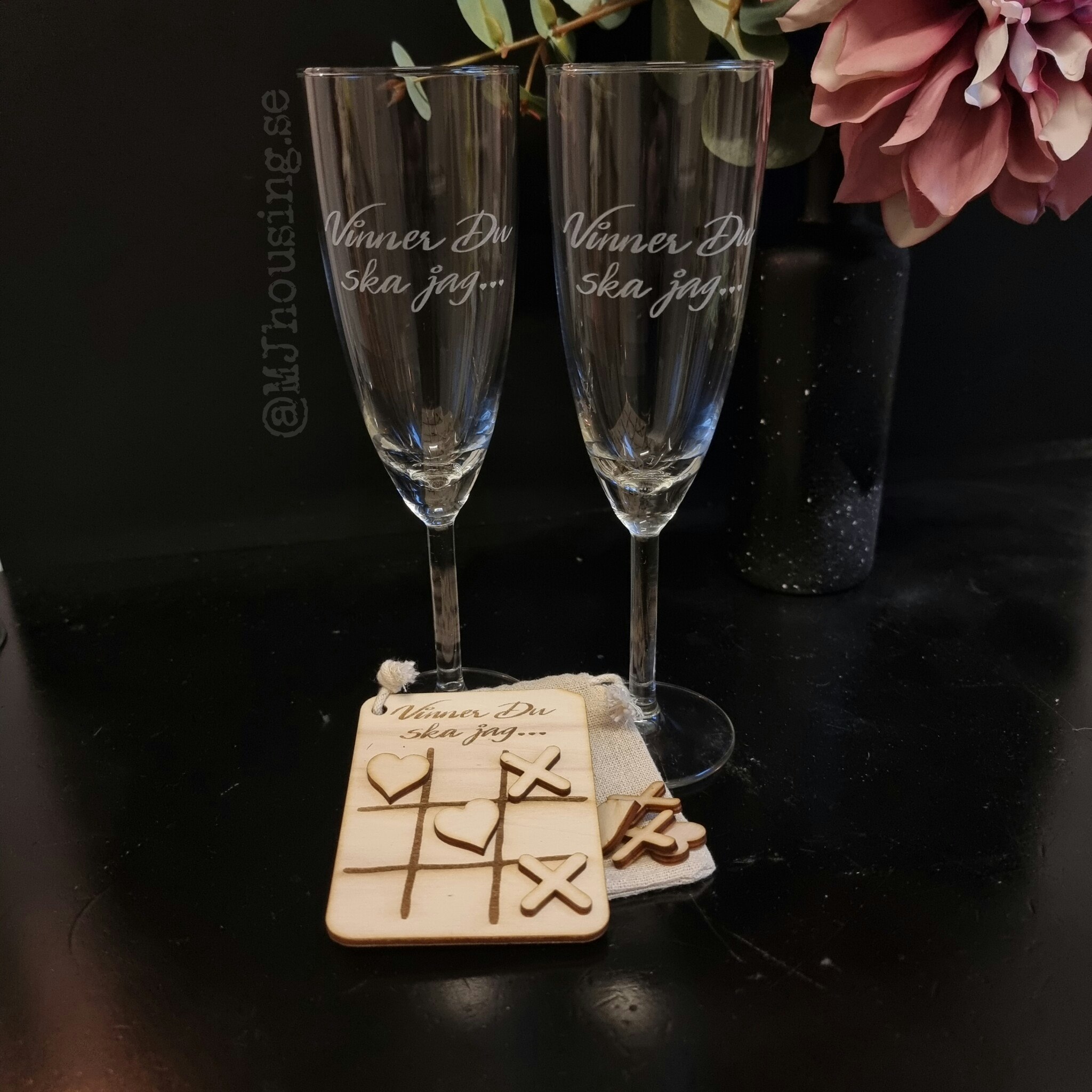 Champagne med Tic Tac Toe