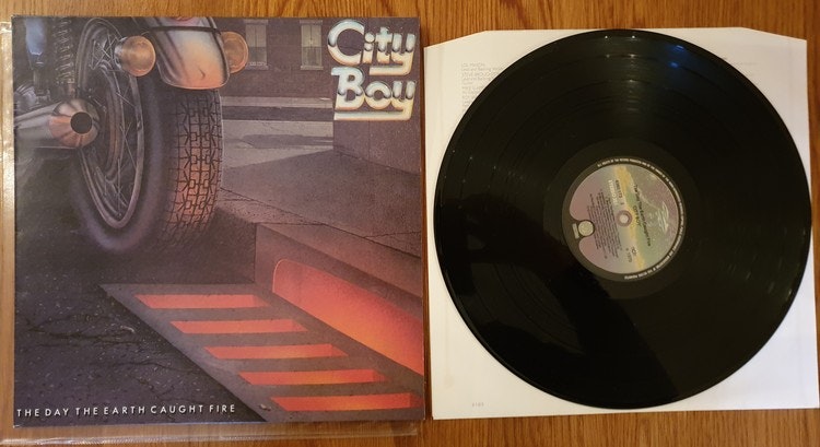 City Boy, The day the earth caught fire. Vinyl LP