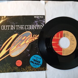 Vitesse, Out in the country. Vinyl S