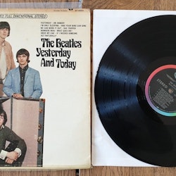The Beatles, Yesterday and today. Vinyl LP