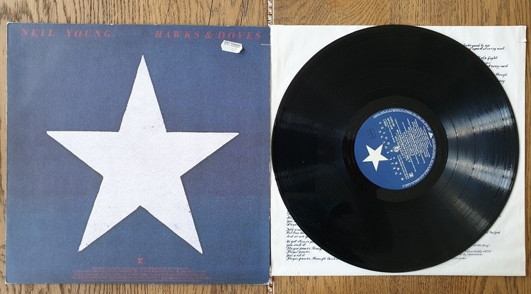 Neil Young, Hawks & Dows. Vinyl LP