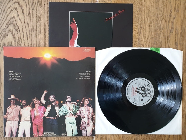 Bob Seger & The Silver Bullet band, Stranger in town. Vinyl LP