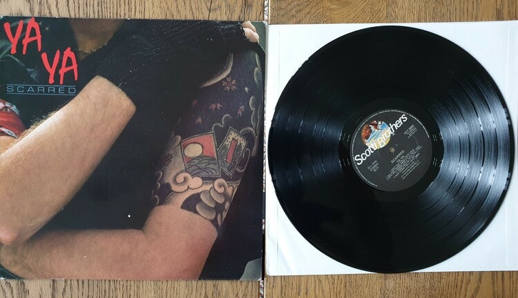 Ya Ya, Scarred. Vinyl LP