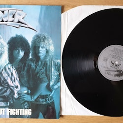 Sinner, Comin out fighting. Vinyl LP