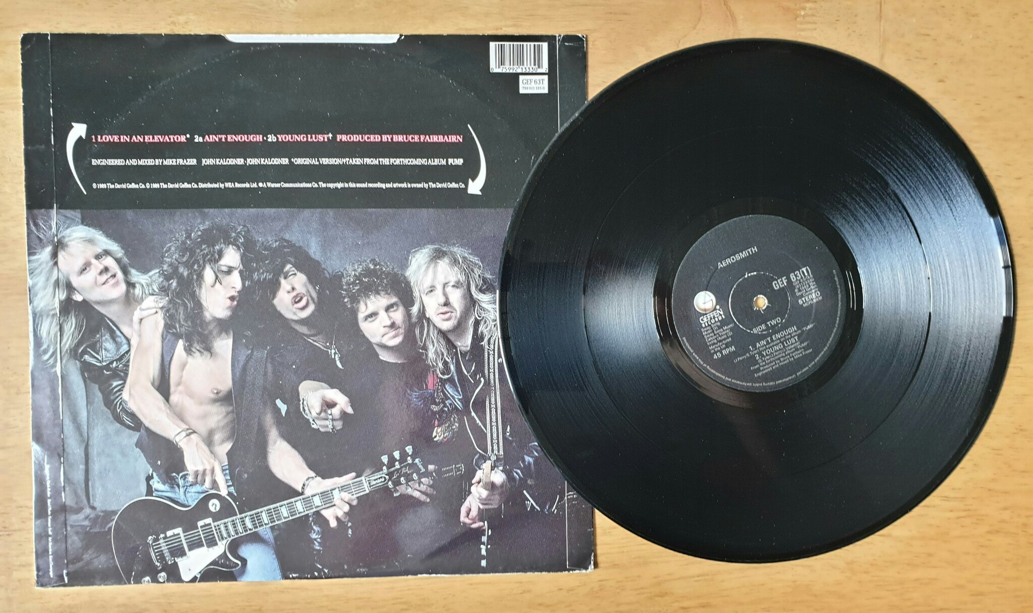 Aerosmith, Love in a elevator. Vinyl S 12"