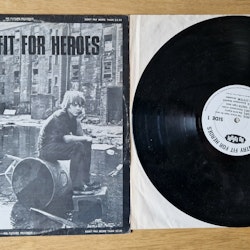 A Country fit for heroes, Various artists. Vinyl S 12"
