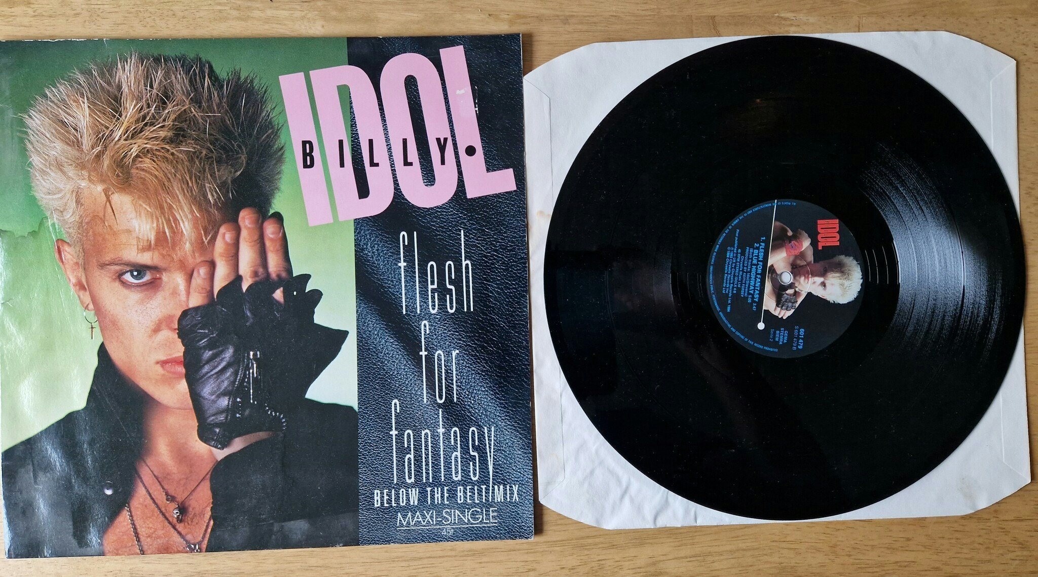 Billy Idol, Flesh for fantasy. Vinyl S 12"